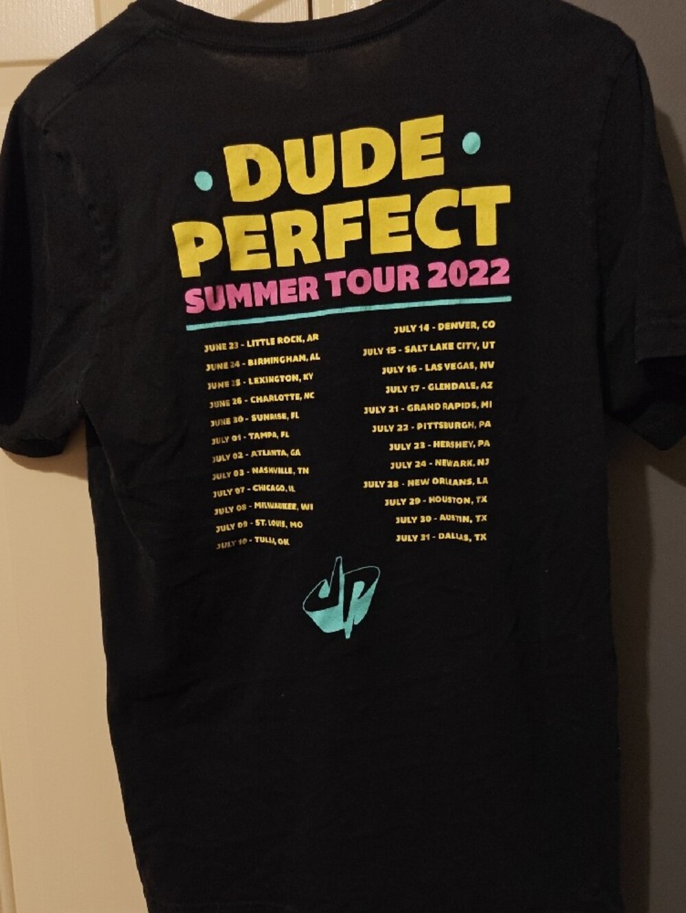 Black 'Dude Perfect' Graphic Tee with Pink Palms 2022 Tour - Picture 3 of 4